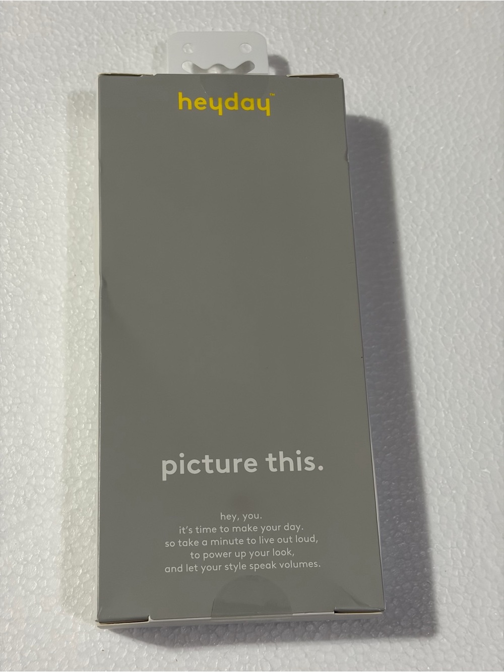 Camera strap packaging - Picture 3 of 4
